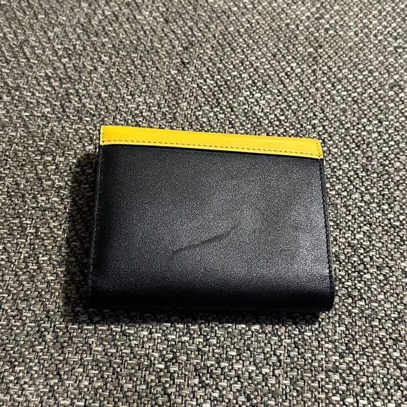Celine Tri-fold wallet - Picture 9 of 9